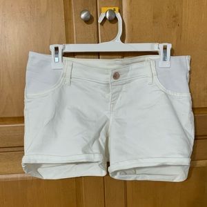 Maternity shorts